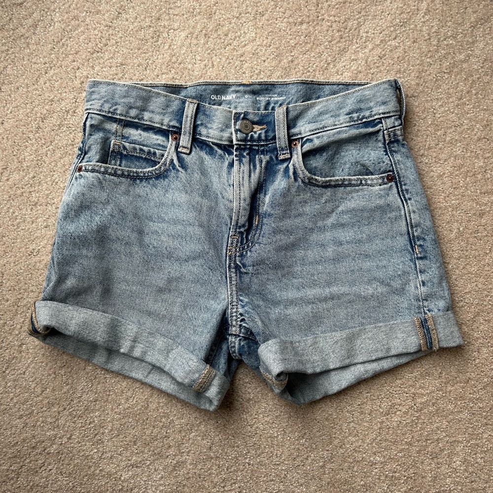 Old Navy High Tide Slouchy Straight Denim Shorts